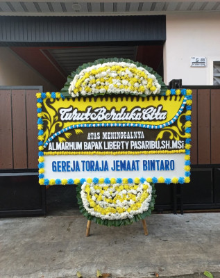 Papan Bunga Duka di Prabumulih